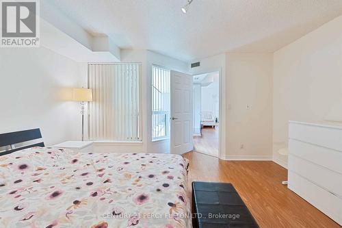 501 - 19 Barberry Place, Toronto (Bayview Village), ON - Indoor Photo Showing Bedroom