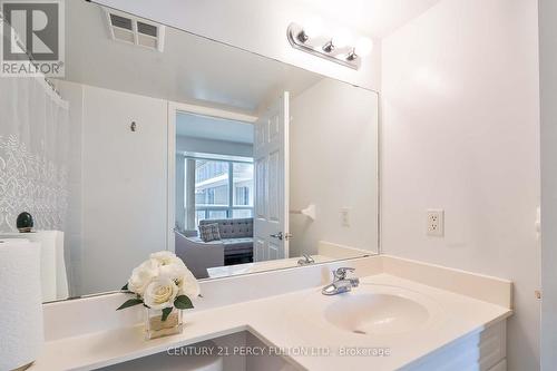 501 - 19 Barberry Place, Toronto (Bayview Village), ON - Indoor Photo Showing Bathroom