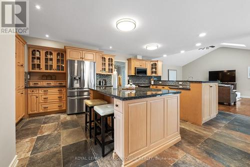 551 Darby Road, Welland, ON - Indoor Photo Showing Kitchen With Stainless Steel Kitchen