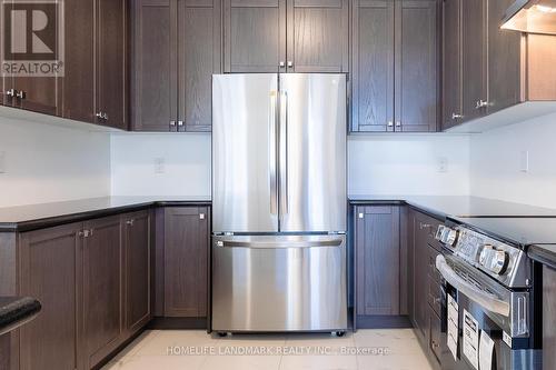 70 Riley Reed Lane, Richmond Hill, ON - Indoor Photo Showing Kitchen With Stainless Steel Kitchen