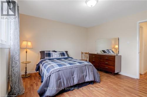 136 - 2315 Bromsgrove Road, Mississauga (Clarkson), ON - Indoor Photo Showing Bedroom