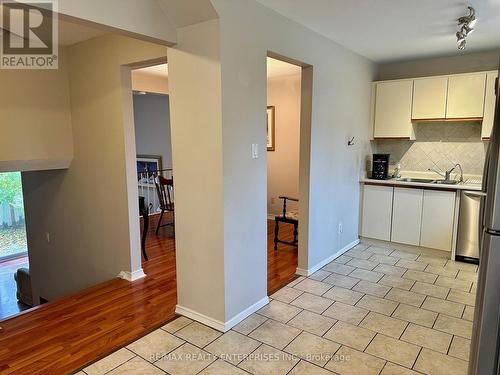 136 - 2315 Bromsgrove Road, Mississauga, ON - Indoor Photo Showing Kitchen With Double Sink