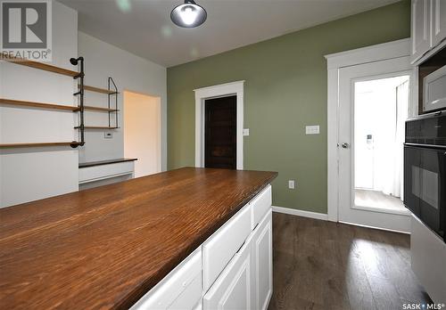 1438 3Rd Street, Estevan, SK - Indoor