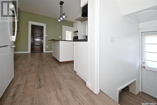 1438 3Rd Street, Estevan, SK - Indoor Photo Showing Kitchen