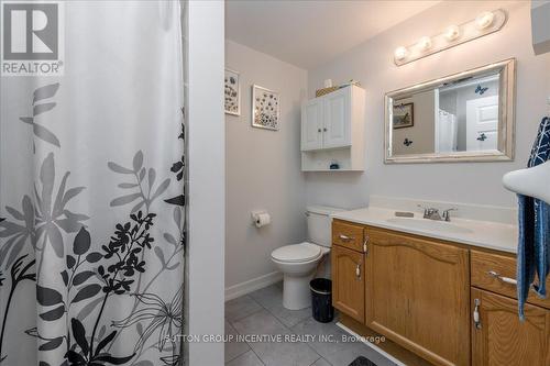 22 Primrose Lane, Innisfil, ON - Indoor Photo Showing Bathroom