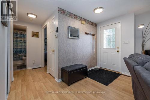 22 Primrose Lane, Innisfil, ON - Indoor Photo Showing Other Room