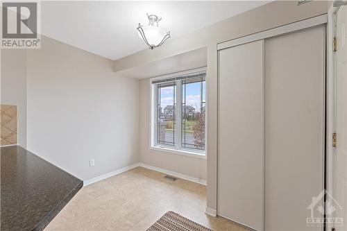 Breakfast Nook - 586 Lakeridge Drive, Ottawa, ON - Indoor Photo Showing Other Room