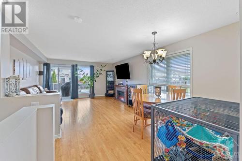 586 Lakeridge Drive, Ottawa, ON - Indoor Photo Showing Dining Room