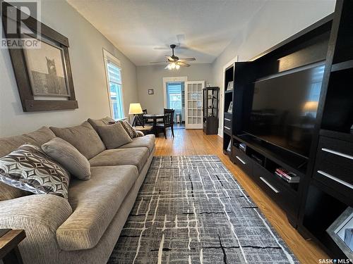 1272 97Th Street, North Battleford, SK - Indoor Photo Showing Living Room