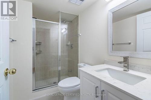 12 - 55 Cedarcroft Boulevard, Toronto (Westminster-Branson), ON - Indoor Photo Showing Bathroom