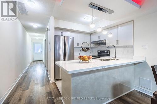 12 - 55 Cedarcroft Boulevard, Toronto (Westminster-Branson), ON - Indoor Photo Showing Kitchen With Upgraded Kitchen