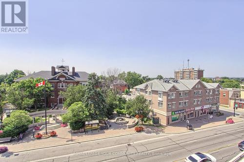 507 - 10101 Yonge Street, Richmond Hill (Crosby), ON - Outdoor