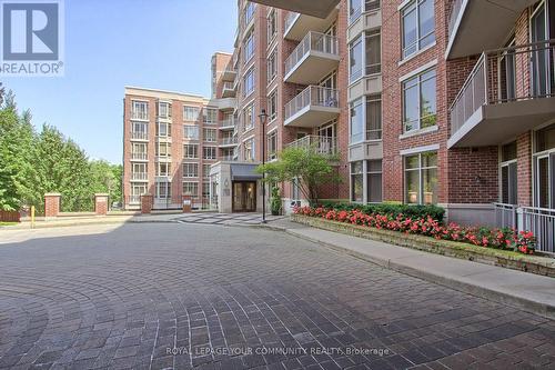 507 - 10101 Yonge Street, Richmond Hill (Crosby), ON - Outdoor With Balcony With Facade