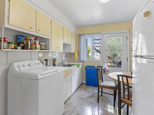 Kitchen - 9155 10E Avenue, Montréal (Villeray/Saint-Michel/Parc-Extension), QC - Indoor Photo Showing Laundry Room