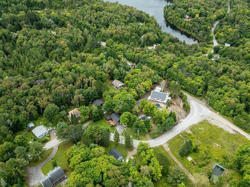 Photo aÃ©rienne - 1012 Ch. D'Entrelacs, Sainte-Marguerite-Du-Lac-Masson, QC - Outdoor With View