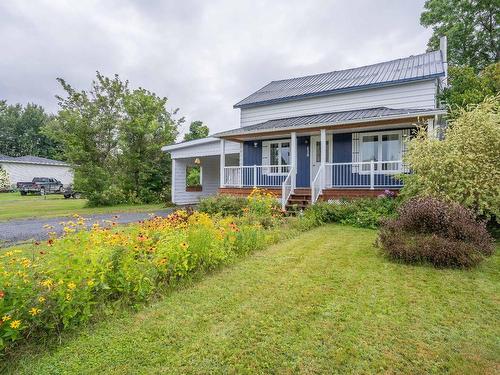 Frontage - 438 Rue Principale, Saint-Cyprien, QC - Outdoor With Deck Patio Veranda