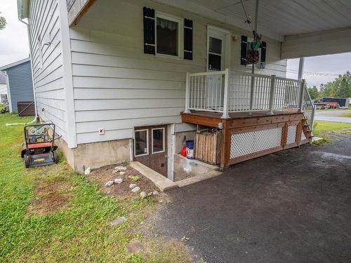 Exterior entrance - 438 Rue Principale, Saint-Cyprien, QC - Outdoor With Exterior