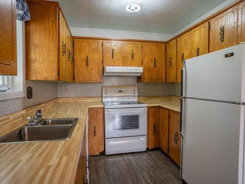 Kitchen - 438 Rue Principale, Saint-Cyprien, QC - Indoor Photo Showing Kitchen With Double Sink