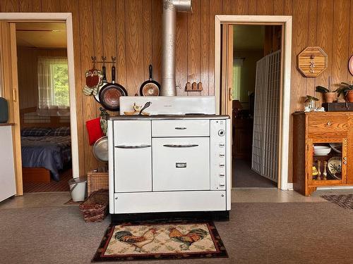 Kitchen - 1127 Ch. Du Lac-Aux-Bois-Francs O., Rivière-Rouge, QC - Indoor Photo Showing Kitchen