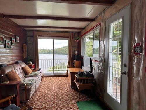 Living room - 1127 Ch. Du Lac-Aux-Bois-Francs O., Rivière-Rouge, QC - Indoor