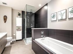 Ensuite bathroom - 