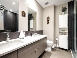 Ensuite bathroom - 