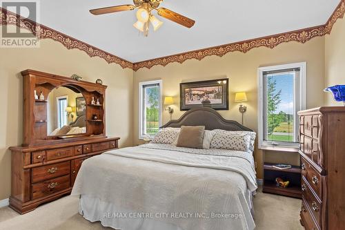 10 Hillview Drive, Thames Centre (Mossley), ON - Indoor Photo Showing Bedroom