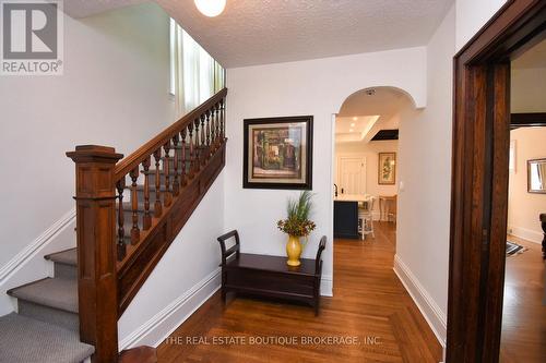 185 Fairleigh Avenue S, Hamilton, ON - Indoor Photo Showing Other Room