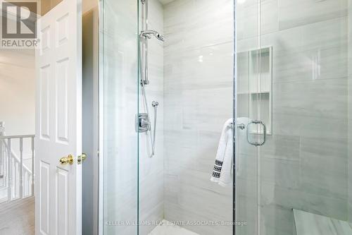 35 Treanor Crescent, Halton Hills, ON - Indoor Photo Showing Bathroom