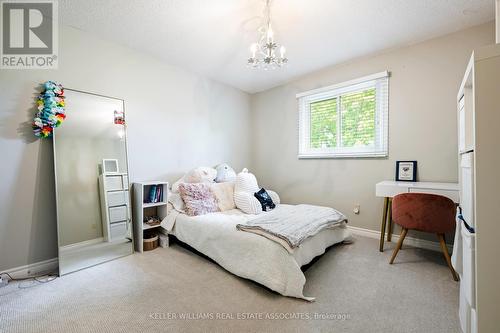 35 Treanor Crescent, Halton Hills (Georgetown), ON - Indoor Photo Showing Bedroom