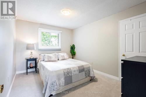 35 Treanor Crescent, Halton Hills (Georgetown), ON - Indoor Photo Showing Bedroom