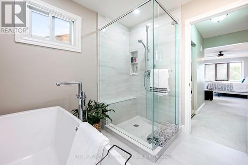 35 Treanor Crescent, Halton Hills, ON - Indoor Photo Showing Bathroom