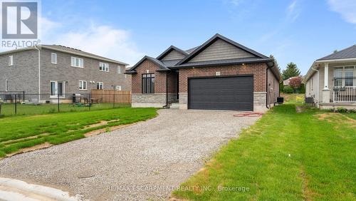 45 Vanrooy Trail, Norfolk, ON - Outdoor