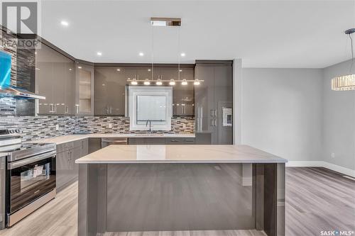 506 Taskamanwa Street, Saskatoon, SK - Indoor Photo Showing Kitchen With Upgraded Kitchen