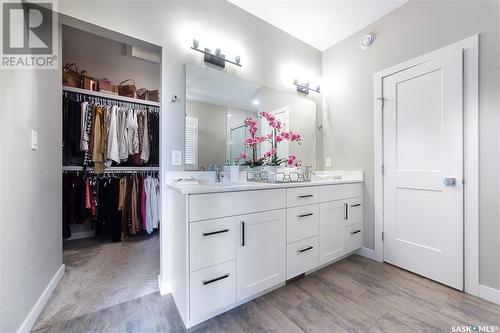 255 Hamm Crescent, Saskatoon, SK - Indoor Photo Showing Bathroom