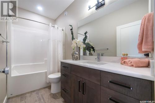 255 Hamm Crescent, Saskatoon, SK - Indoor Photo Showing Bathroom