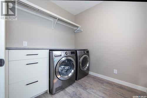 255 Hamm Crescent, Saskatoon, SK - Indoor Photo Showing Laundry Room