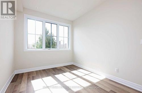 204 - 652 Cricklewood Drive, Mississauga (Mineola), ON - Indoor Photo Showing Other Room