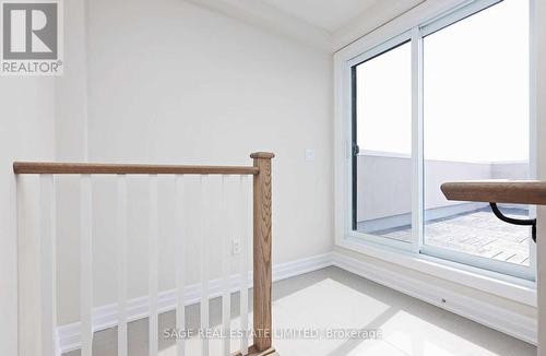 204 - 652 Cricklewood Drive, Mississauga, ON - Indoor Photo Showing Other Room