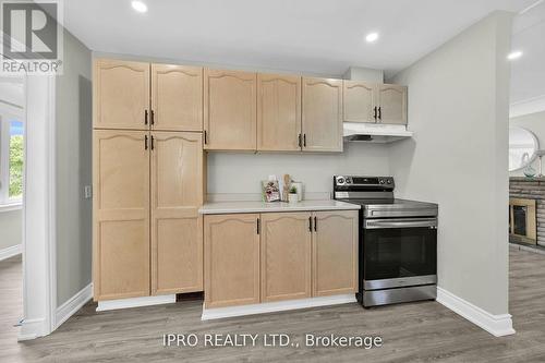 92 Corman Avenue, Hamilton (Stoney Creek), ON - Indoor Photo Showing Kitchen