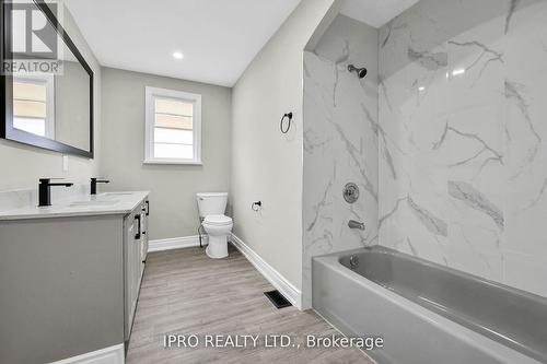 92 Corman Avenue, Hamilton, ON - Indoor Photo Showing Bathroom