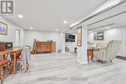 92 Corman Avenue, Hamilton (Stoney Creek), ON - Indoor