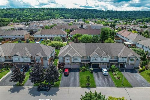 63 Magnolia Crescent, Grimsby, ON - Outdoor With Facade