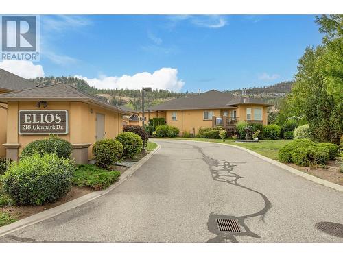 218 Glen Park Drive Unit# 7, Kelowna, BC - Outdoor With Facade