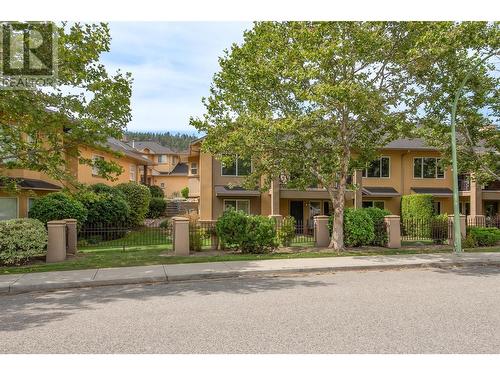 218 Glen Park Drive Unit# 7, Kelowna, BC - Outdoor With Facade