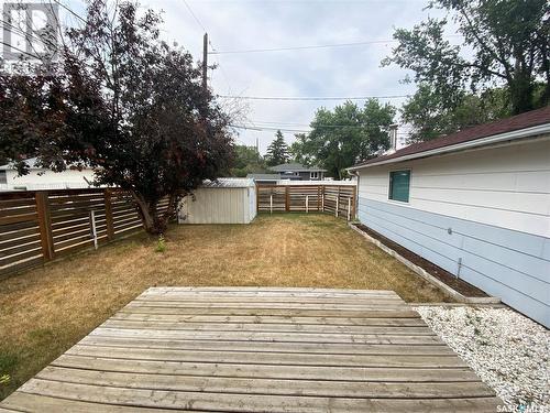 1523 Chaplin Street E, Swift Current, SK - Outdoor With Exterior