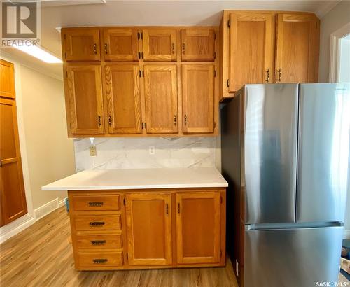 1523 Chaplin Street E, Swift Current, SK - Indoor Photo Showing Kitchen