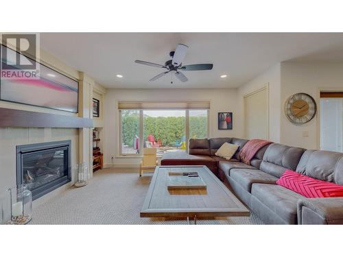 4110 36Th Avenue Unit# 4, Osoyoos, BC - Indoor Photo Showing Living Room With Fireplace