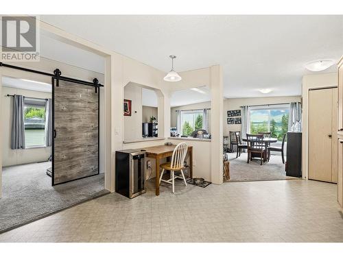 900 10 Avenue Se Unit# 7, Salmon Arm, BC - Indoor