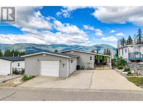 900 10 Avenue Se Unit# 7, Salmon Arm, BC - Outdoor